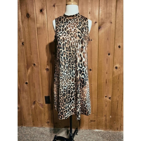 Annalee + Hope Cheetah print shift dress medium sleeveless - Picture 1 of 7